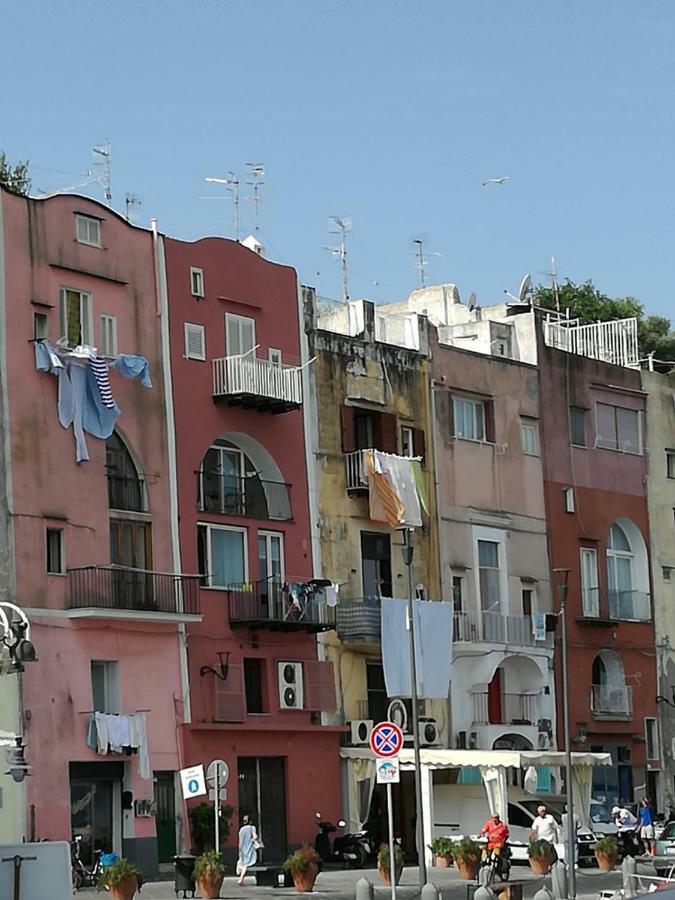 Casa Geltrude Al Porto Villa Procida Exteriör bild